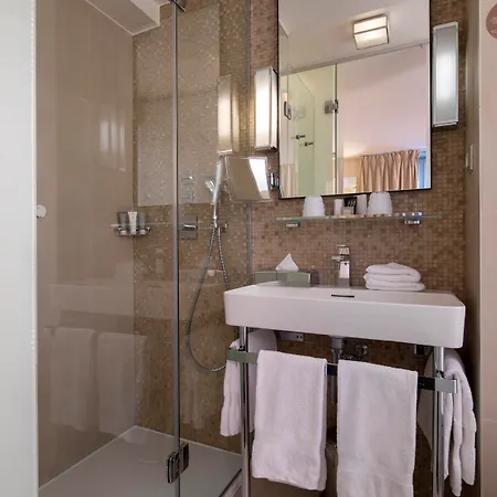 Le Pradey Hotel 4*