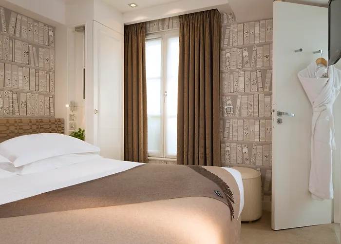 Hotell Le Pradey Paris