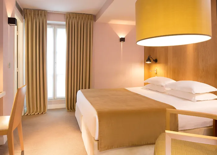 Hotell Le Pradey Paris