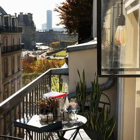 Le Pradey Париж