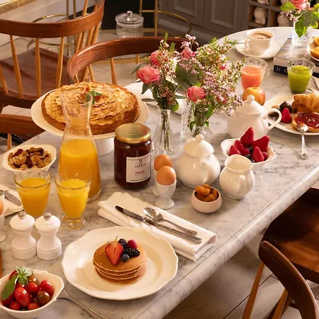 Le Pradey 4* Париж