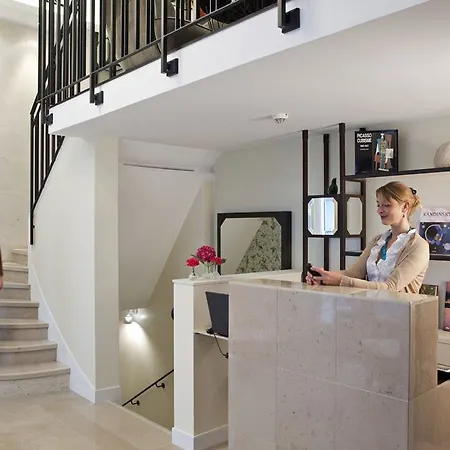 Hotel Le Pradey Paris